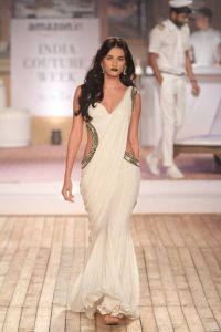 india couture week 2015, indian fashion, indian wear, bridal wear, indian brides, fashion, couture, india, traditional, tradition, glamour, drama, opulence, luxury, fashion week, couture week, pumpernickel pixie