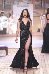 india couture week 2015, indian fashion, indian wear, bridal wear, indian brides, fashion, couture, india, traditional, tradition, glamour, drama, opulence, luxury, fashion week, couture week, pumpernickel pixie