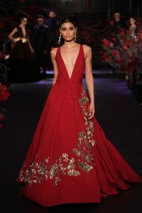 india couture week 2015, indian fashion, indian wear, bridal wear, indian brides, fashion, couture, india, traditional, tradition, glamour, drama, opulence, luxury, fashion week, couture week, pumpernickel pixie