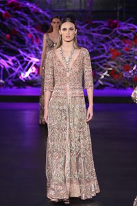 india couture week 2015, indian fashion, indian wear, bridal wear, indian brides, fashion, couture, india, traditional, tradition, glamour, drama, opulence, luxury, fashion week, couture week, pumpernickel pixie