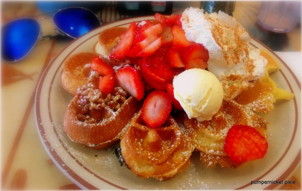 diner, breakfast, virginia beach, pocahontas pancakes, pocahontas waffle, waffles, pancakes, restaurant, breakfast restaurant, breakfast diner, vacation, holiday, travel, american breakfast, beach restaurant, getaway, weekend, food, american indian, pumpernickel pixie