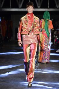 fashion week, spring summer 2016, paris, ready to wear, manish arora, indian fashion designer, india, kitsch, psychedelic, colorful, bohemian, gypsy, disco, hippie, quirky, drama, embellished, fun, happy, sequins, embroidery, tassels, prints, wearable fashion, eye catching, exclusively.com, vogue, runway, pumpernickel pixie