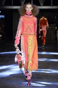 fashion week, spring summer 2016, paris, ready to wear, manish arora, indian fashion designer, india, kitsch, psychedelic, colorful, bohemian, gypsy, disco, hippie, quirky, drama, embellished, fun, happy, sequins, embroidery, tassels, prints, wearable fashion, eye catching, exclusively.com, vogue, runway, pumpernickel pixie