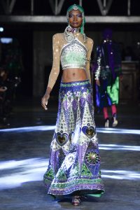 fashion week, spring summer 2016, paris, ready to wear, manish arora, indian fashion designer, india, kitsch, psychedelic, colorful, bohemian, gypsy, disco, hippie, quirky, drama, embellished, fun, happy, sequins, embroidery, tassels, prints, wearable fashion, eye catching, exclusively.com, vogue, runway, pumpernickel pixie