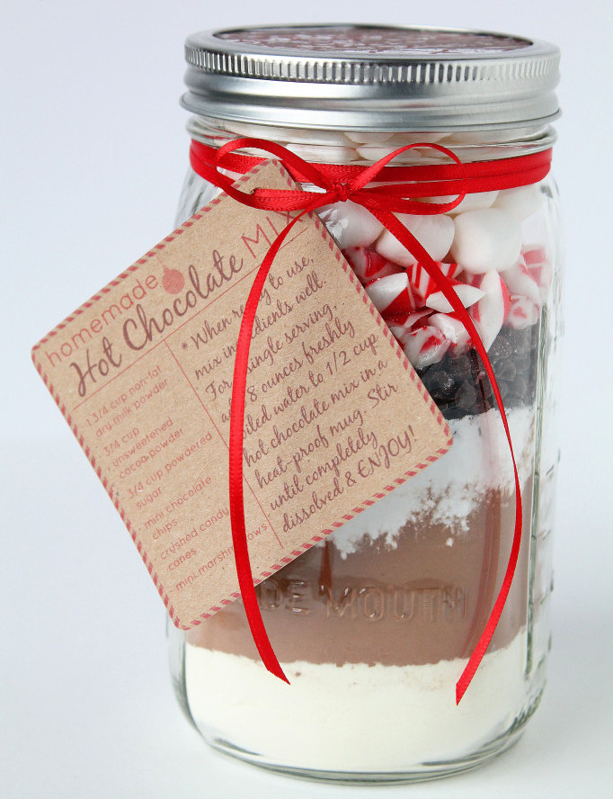  hot chocolate, hot chocolate mix, hot chocolate recipe, decadent recipes, chocolate recipes, winter recipes, christmas recipes, mason jar gifts, homemade hot chocolate mix, mexican hot chocolate mix, peppermint hot chocolate mix, dark hot chocolate mix, layered hot chocolate mix, chocolate, pumpernickel pixie