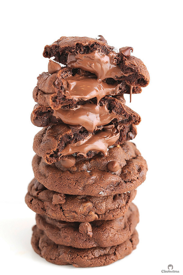 top chocolate cookie recipes, desserts, chocolate recipes, cookie recipes, chocolate chip cookies, chocolate cookies, chocolate, favorite chocolate cookie recipes, top chocolate cookie recipes, best chocolate cookie recipes, chocolate cookies round up, chocolate cookie overload, pumpernickel pixie