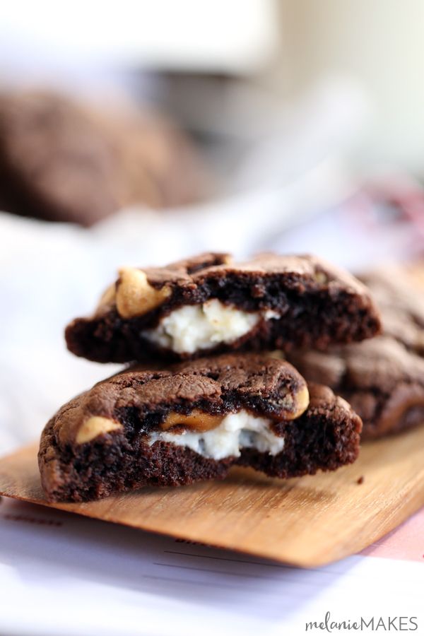 top chocolate cookie recipes, desserts, chocolate recipes, cookie recipes, chocolate chip cookies, chocolate cookies, chocolate, favorite chocolate cookie recipes, top chocolate cookie recipes, best chocolate cookie recipes, chocolate cookies round up, chocolate cookie overload, pumpernickel pixie